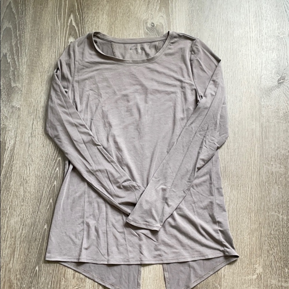 Women’s sports wear